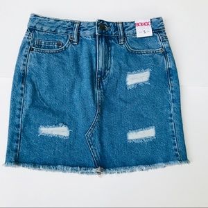 NWT Bongo Destructed Denim Medium Wash Skirt Sz 28